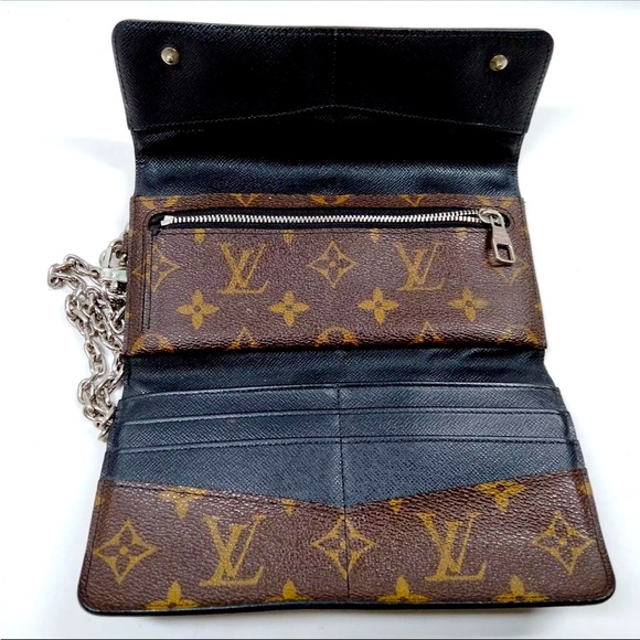 Authentic Louis Vuitton Brown Monogram wallet with LV chain Women's Bag - Picture 3 of 10
